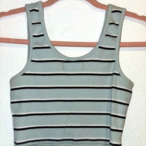 cute comfy and fits very snug 💕 - Picture 2 of 3